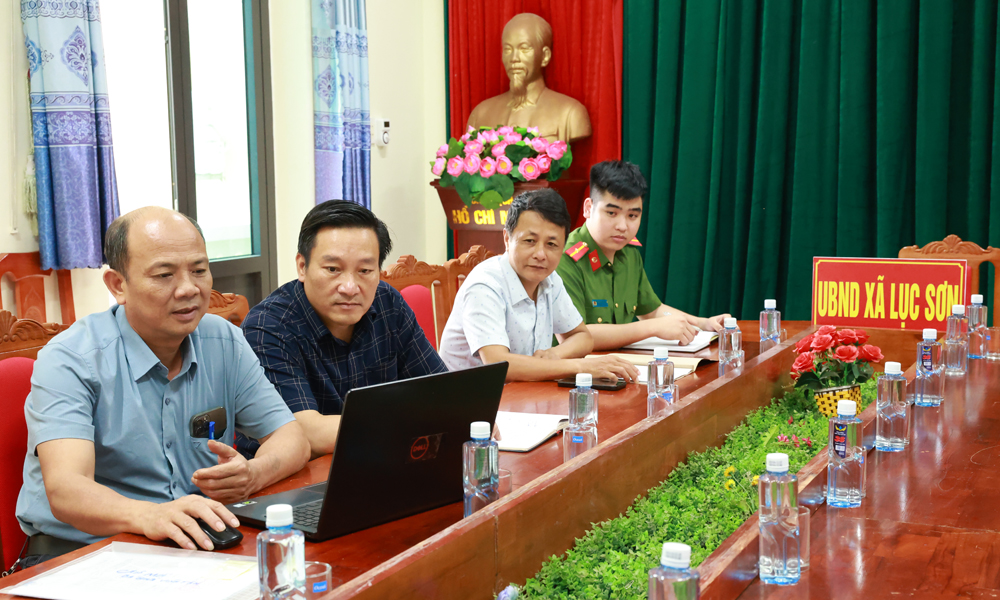 Tập huấn ứng dụng phần mềm mới trong quản lý đất đai